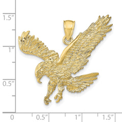 10k Textured Eagle Landing Pendant