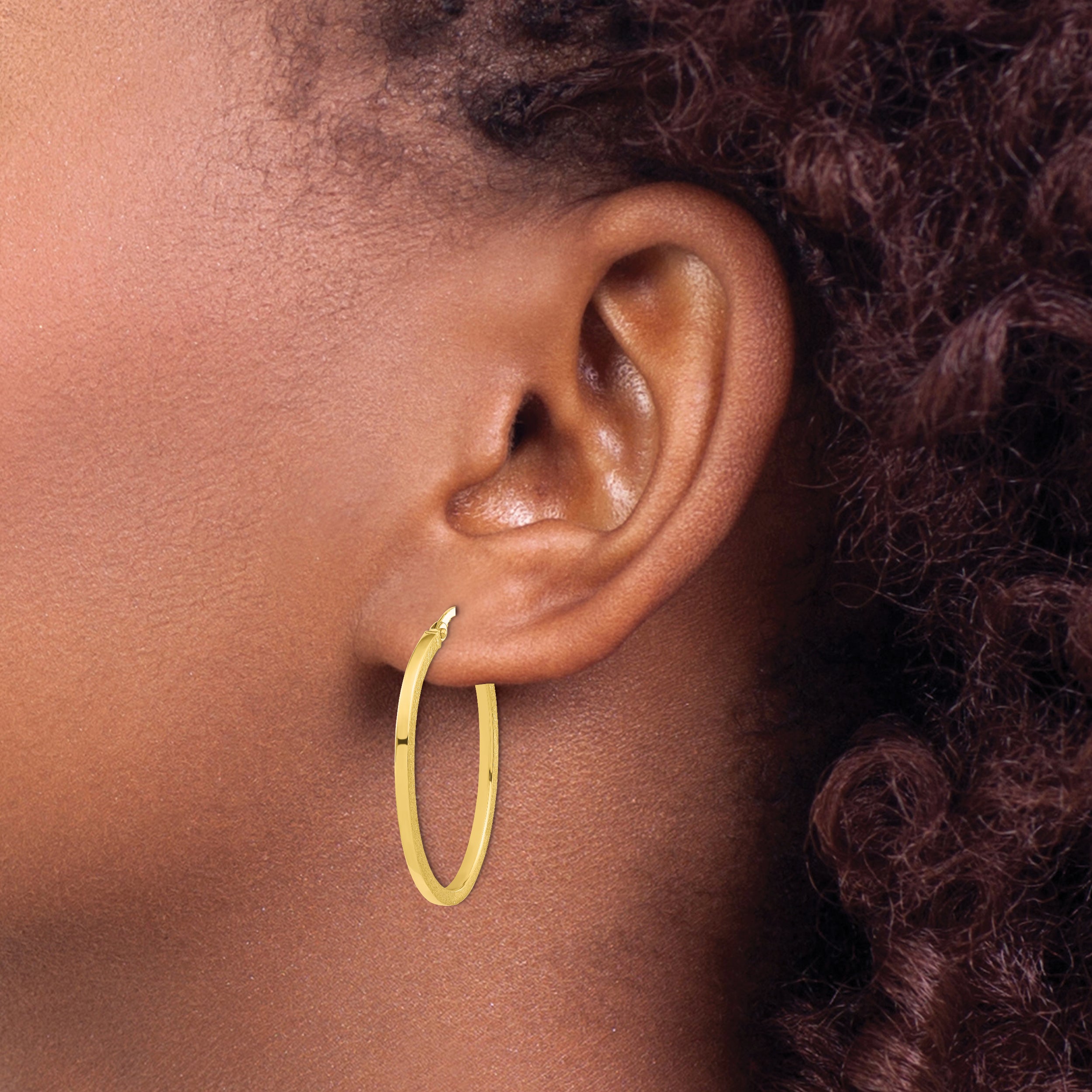 10K Brushed and Polished Oval Hoop Earrings