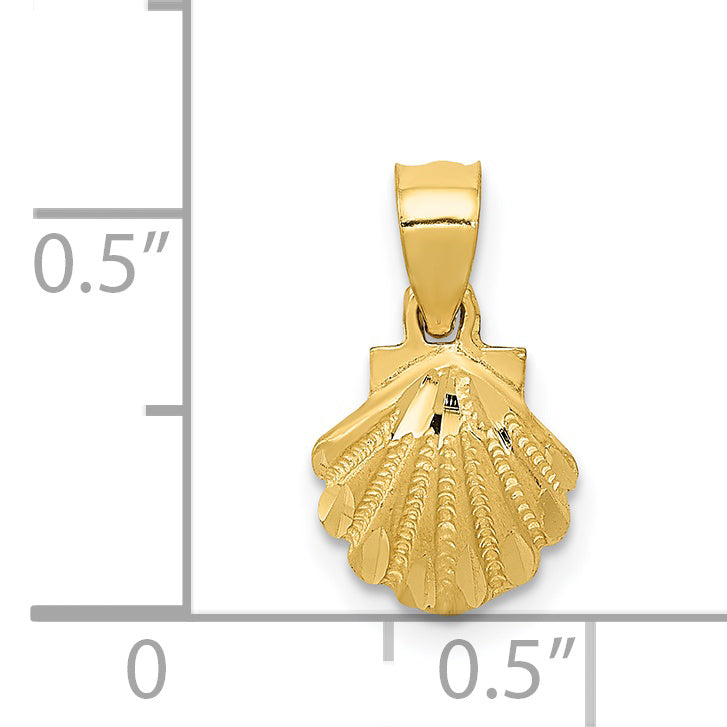 14K Scallop Shell Pendant