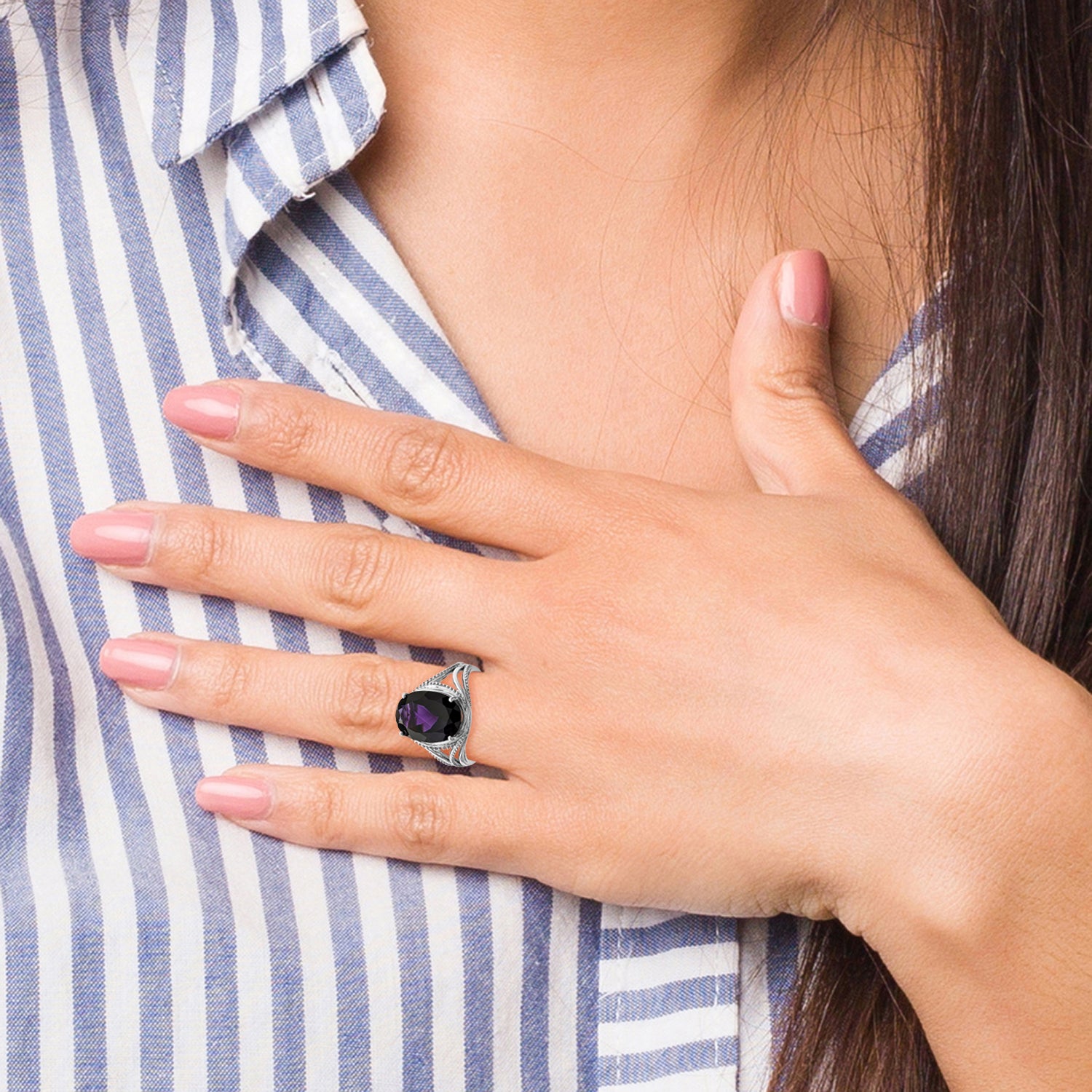 Sterling Silver Rhodium-plated Amethyst Ring