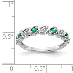 14k White Gold Fancy Diamond and Emerald Ring