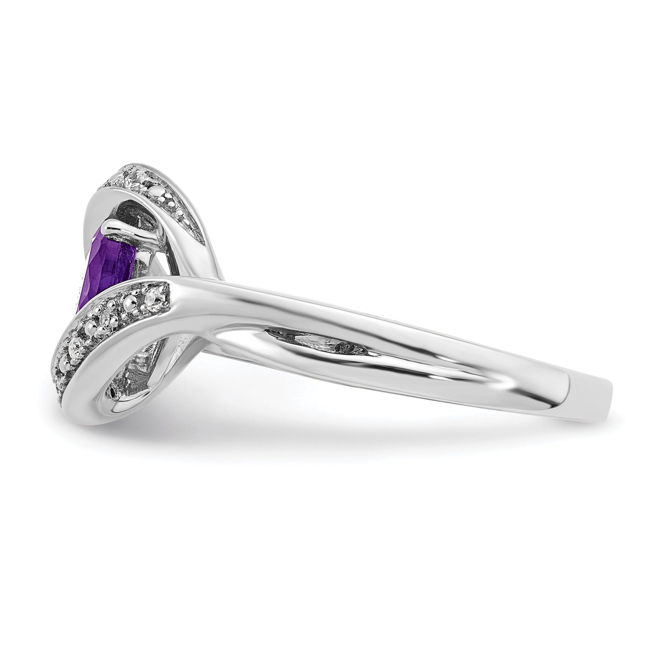 14k White Gold Oval Amethyst and Diamond Ring