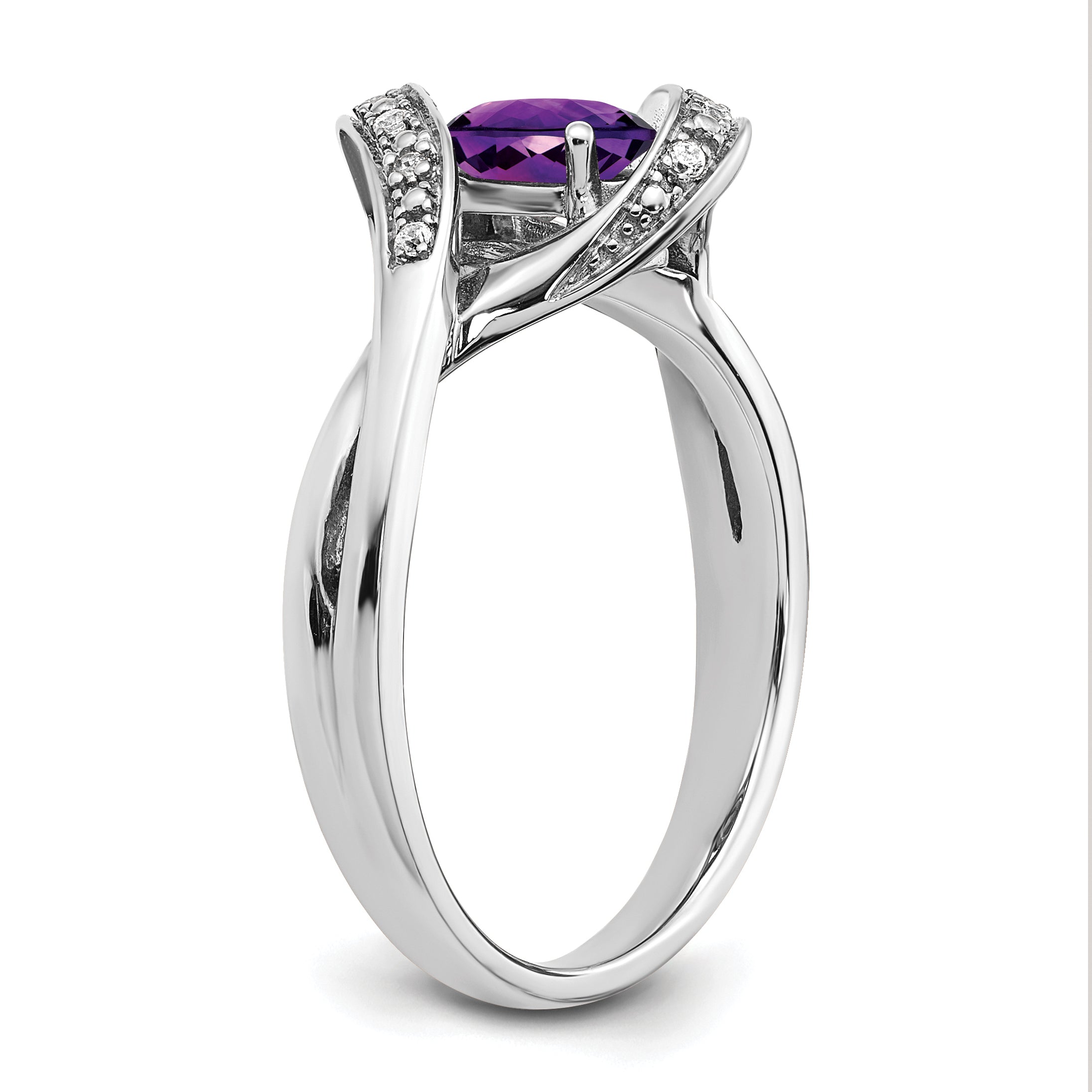 14k White Gold Oval Amethyst and Diamond Ring