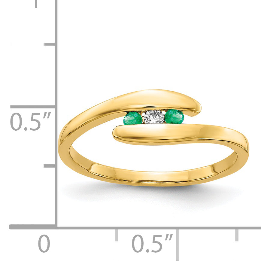 14k Emerald and Diamond 3-stone Ring