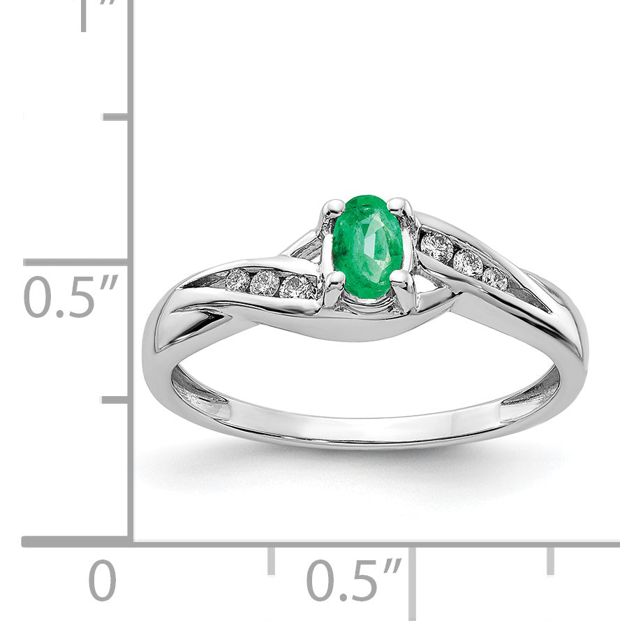 14k White Gold Oval Emerald Diamond Ring