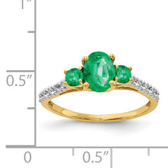 14k Oval Emerald and Diamond Ring