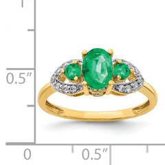 14k Oval Emerald and Diamond Ring