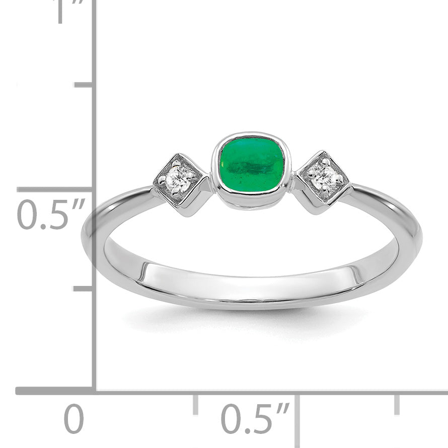 14k White Gold Emerald and Diamond Ring