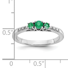 14k White Gold Emerald and Diamond 3-stone Ring