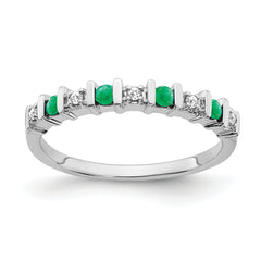 14k White Gold Emerald and Diamond Band