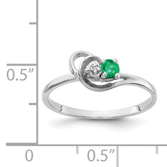 14K White Gold Emerald AA Diamond ring