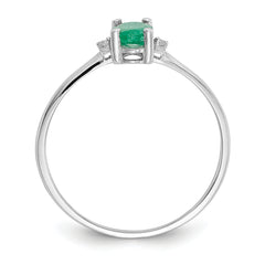 14k White Gold Diamond & Emerald Birthstone Ring