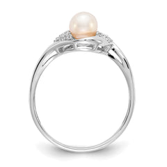 14k White Gold Fresh Water Cultured Pearl and Diamond Ring