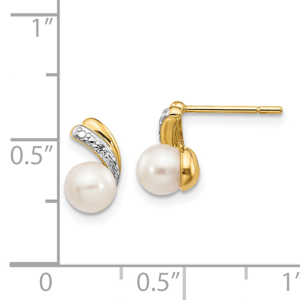 14k 5-6mm White Round FWC Pearl .01ct Diamond Post Earrings