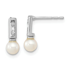 14k White Gold 3-4mm White Round FWC Pearl .02ct Diamond Earrings