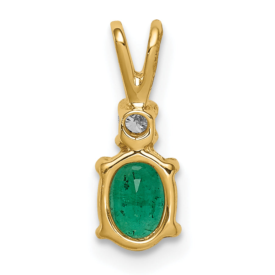 14k Emerald Diamond pendant