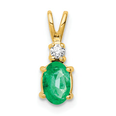 14k Emerald Diamond pendant