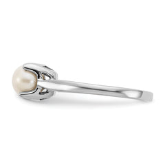 14k White Gold 6mm Fresh Water Cultured Pearl ring