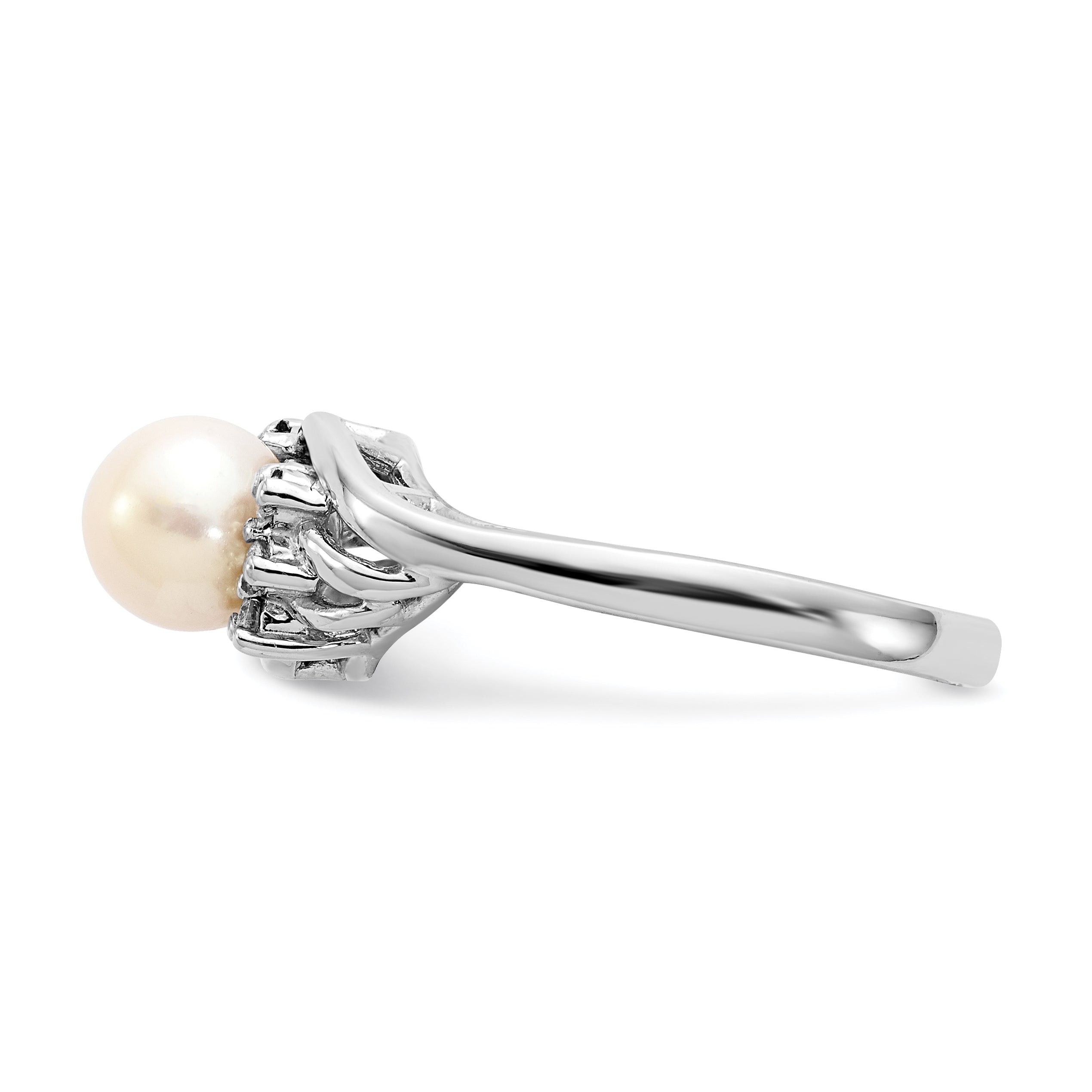 14k White Gold 6mm Fresh Water Cultured Pearl AA Diamond ring