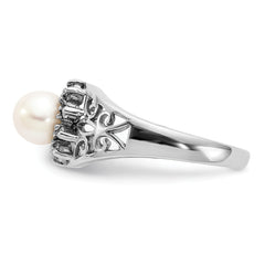 14k White Gold 6mm Fresh Water Cultured Pearl AA Diamond ring