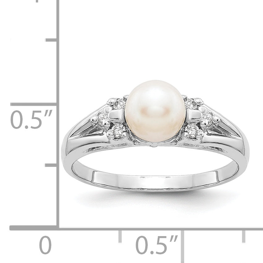 14k White Gold 6mm Fresh Water Cultured Pearl AA Diamond ring