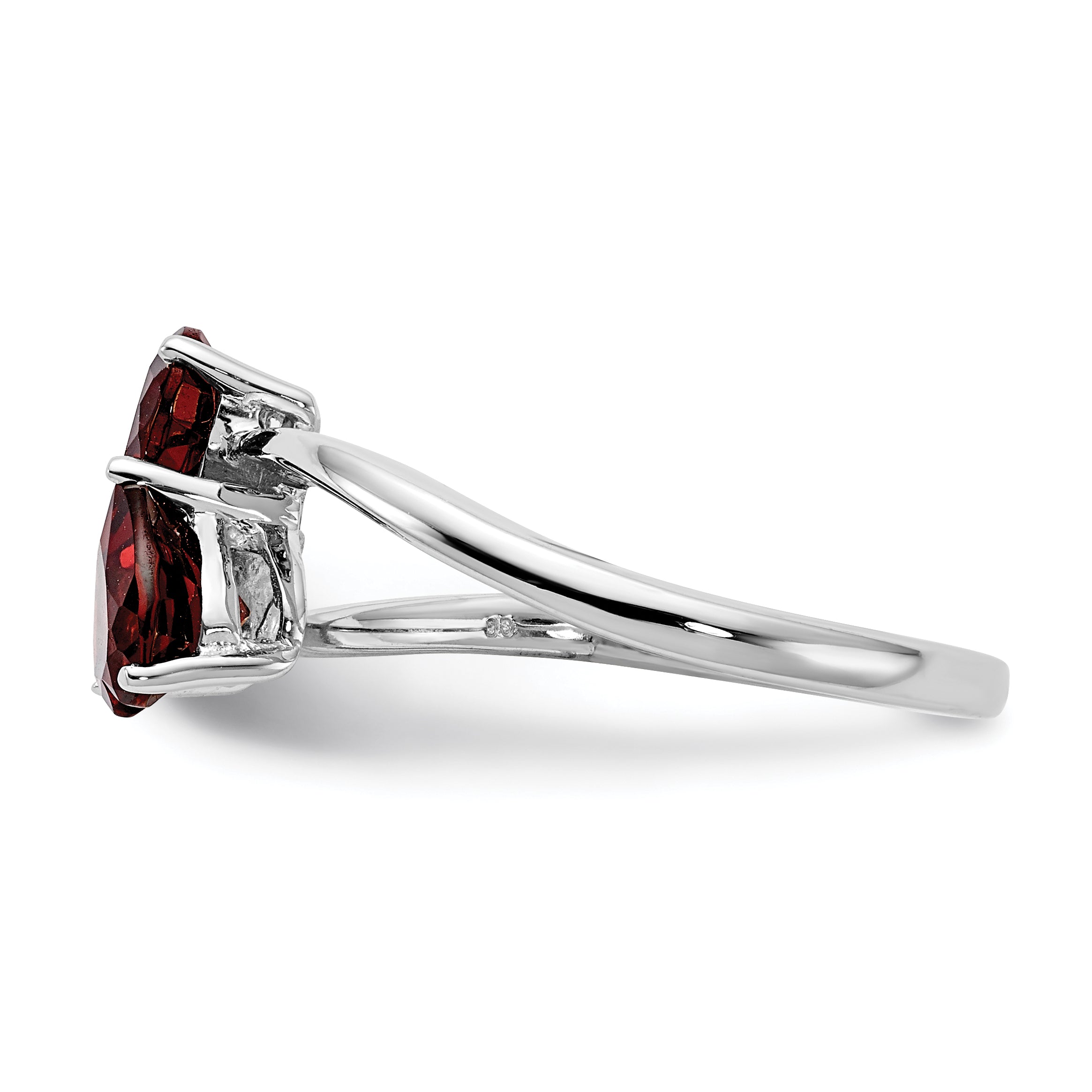 14k White Gold 5mm Heart Garnet ring