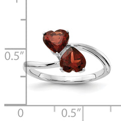 14k White Gold 5mm Heart Garnet ring