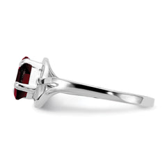 14k White Gold 7x5mm Oval Garnet ring