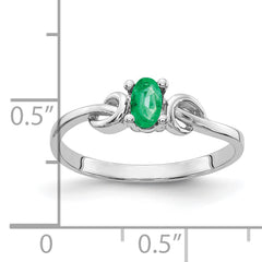 14k White Gold 5x3mm Oval Emerald ring