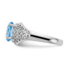 14k White Gold 8x6mm Oval Blue Topaz ring